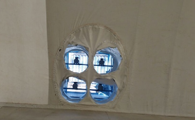 Conjunto de ventiladores do sistema de insuflação de um pavilhão para obras